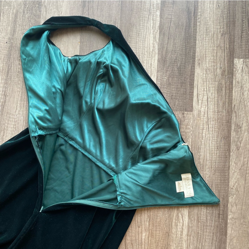 Jenny Yoo Collection Cybill Emerald Green Velvet One Shoulder Maxi Dress, Size 6 - Picture 8 of 8